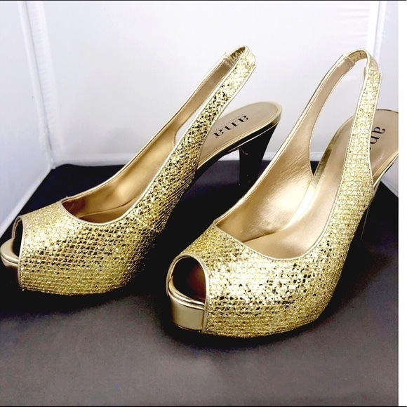 A.N.A. GOLD METALLIC PEEP TOE PUMPS - Picture 2 of 5